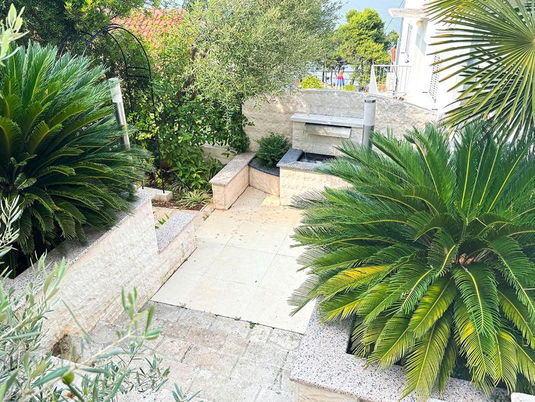 Antonio Apartments Trogir Exterior foto